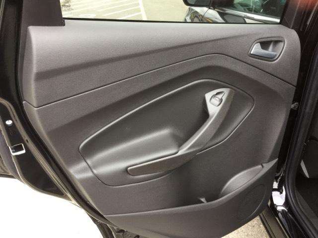 2017 Ford Escape SE 4dr SUV